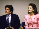 John F. Kennedy Jr. and Mother, Former First Lady Jackie Kennedy Onassis Lámina fotográfica de primera calidad