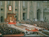 Pope Paul Conducting Opening Ceremonial Mass of 2nd Vatican Council, St. Peter's Basilica Premium fotografisk trykk av Carlo Bavagnoli
