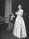 Singer Margaret Truman, on Stage Wearing Evening Dress at the Concert at the Constitution Hall Lámina fotográfica de primera calidad