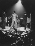 Singer Ricky Nelson and Band During a Performance Lámina fotográfica de primera calidad por Ralph Crane