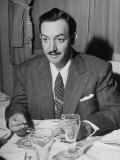 Actor Jorge Negrete Appearing in Scene from a Film Lámina fotográfica de primera calidad por Peter Stackpole