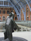 John Betjeman Statue, St. Pancras International Train Station, London, England, United Kingdom Photographie par Ethel Davies