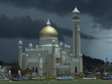 Sultan Omar Ali Saifuddin Mosque, Completed 1958, Bandarseribeg, Brunei, Borneo, Southeast Asia Photographic Print by Ursula Gahwiler