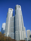 New Tokyo City Hall in Shinjuku, Tokyo, Japan Photographic Print by Mcleod Rob