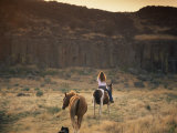 Woman Riding Horse, Odessa, Eastern Washington State, United States of America, North America Photographie par McCoy Aaron