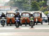 Traffic Including Tuk-Tuk or Bajaj, Jakarta, Java, Indonesia, Southeast Asia Fotografie-Druck von Porteous Rod
