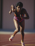 Female Runner at the Start of a Track Race Lámina fotográfica