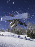 Blurred Action of Snowboarder, Aspen, Colorado, USA Lámina fotográfica Blurred Action of Snowboarder, Aspen, Colorado, USA Lámina fotográfica