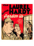 Pardon Us, Oliver Hardy, Stan Laurel on Window Card, 1931 Láminas Pardon Us, Oliver Hardy, Stan Laurel on Window Card, 1931 Láminas