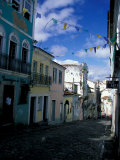 Ladeira Do Carmo Street, Pelourinho District, lvador Da Bahia, Brazil Fotografisk trykk av Julie Bendlin Ladeira Do Carmo Street, Pelourinho District, lvador Da Bahia, Brazil Fotografisk trykk av Julie Bendlin
