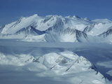 Mount Vinson Massif (16, 059') Antarctica's Highest Summit Photographie par Gordon Wiltsie