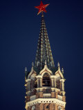 Spire with Red Star Atop in Russia's Red Square, at Twilight Photographie par Paul Chesley