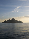 Early Morning View of Little Skellig, Home to Over 20,000 Pairs of Northern Gannets, Morus Bassanus Photographie par Keenpress 