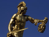 Statue of Man with Sword and Severed Head Photographie par Paul Chesley