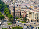 Barcelona with Tree-Lined Las Ramblas Avenue and Statue of Colon Lámina fotográfica por Annie Griffiths Belt Barcelona with Tree-Lined Las Ramblas Avenue and Statue of Colon Lámina fotográfica por Annie Griffiths Belt
