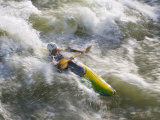 Man Kayaking in the White Water of the Potomac River Photographie par Skip Brown