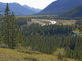 Trans-Canada Highway and Bow River in Banff National Park, Alberta Canada Photographie par Gordon Wiltsie