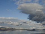Clearing Winter Storm Swirls over Mono Lake, a Saline Photographie par Gordon Wiltsie