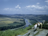 Men Gather at Scenic Overlook Above Susquehanna River and Farmland Photographie par Walter Meayers Edwards