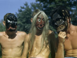 Men Wear Antique Iroquois Masks Photographie par Walter Meayers Edwards