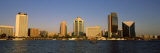 Buildings at the Waterfront, National Bank of Dubai, Dubai Creek, Dubai, United Arab Emirates Lámina fotográfica por Panoramic Images Buildings at the Waterfront, National Bank of Dubai, Dubai Creek, Dubai, United Arab Emirates Lámina fotográfica por Panoramic Images