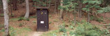 Outhouse in a Forest, Adirondack Mountains, New York State, USA Lámina fotográfica por Panoramic Images Outhouse in a Forest, Adirondack Mountains, New York State, USA Lámina fotográfica por Panoramic Images