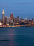 New York City, Manhattan, Panoramic View of Mid Town Manhattan across the Hudson River, USA Lámina fotográfica por Gavin Hellier New York City, Manhattan, Panoramic View of Mid Town Manhattan across the Hudson River, USA Lámina fotográfica por Gavin Hellier
