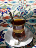 Turkish Tea, Istanbul, Turkey Photographie par Peter Adams