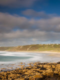 England, Cornwall, Whitesand Bay, Sennen Cove, UK Photographie par Alan Copson