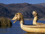 Reedboats, Lake Titicaca, Peru Fotografie-Druck von John Warburton-lee
