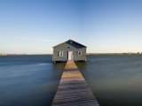 Swan River, Boat House and Jetty Perth, Wa, Western Australia, Australia Photographie par Peter Adams