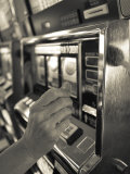 Nevada, Las Vegas, Mccarran International Airport, Slot Machines, USA Fotografisk tryk af Walter Bibikow Nevada, Las Vegas, Mccarran International Airport, Slot Machines, USA Fotografisk tryk af Walter Bibikow