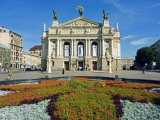 Floral Feature Outside the Lviv Theater of Opera and Ballet, Named after I,Franko Photographie par Christian Kober