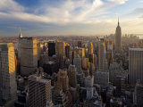 New York City, Manhattan, View of Downtown and Empire State Building from Rockerfeller Centre, USA Fotografisk tryk af Gavin Hellier
