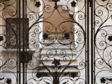 Piedmont, Lake Orta, Orta San Giulio, Ornate Gate, Italy Photographie par Walter Bibikow