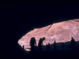 Group of Rafters Huddle in a Cave Photographie par David Edwards
