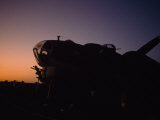 Sunrise Behind a B-17 at St. Petersburg/Clearwater Airport Photographie par Scott Sroka
