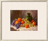 Apfel und Weintrauben Prints by E. Kruger
