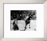 Bobby Orr Framed Photographic Print