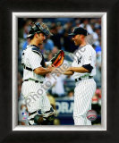 Jorge Posada congratulates Mariano Rivera Framed Photographic Print