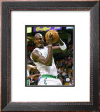 Kevin Garnett Framed Photographic Print