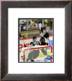 Sidney Crosby Celebrates his 100th Career NHL Goal Framed Photographic Print