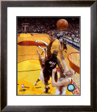Shaquille O'Neal - '04 / '05 Action Framed Photographic Print