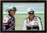 Siete y siete: Dale Earnhardt y Richard Petty Lámina fotográfica enmarcada Siete y siete: Dale Earnhardt y Richard Petty Lámina fotográfica enmarcada