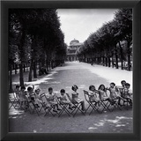 Children in the Palais-Royal Garden, c.1950 Posters par Robert Doisneau