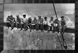 Lounas pilvenpiirtäjän huipulla, n.1932 Julisteet tekijänä Charles C. Ebbets Lounas pilvenpiirtäjän huipulla, n.1932 Julisteet tekijänä Charles C. Ebbets