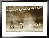 The Championship Game: Green Bay vs. The Giants, c.1963 Stampe di Robert Riger The Championship Game: Green Bay vs. The Giants, c.1963 Stampe di Robert Riger