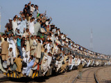 Pakistani Sunni Muslims Return Back to their Homes after Attending an Annual Religious Congregation Photographic Print