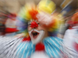 Clown Celebrates During a Colourful Historical Carnival Procession in Wasungen, Germany Photographie