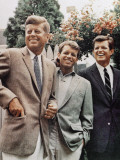 Brothers, John F. Kennedy, Robert Kennedy, and Ted Kennedy, Right, in Hyannis Port, Massachusetts Photographie